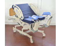 Hill rom isolatte birthing bed
